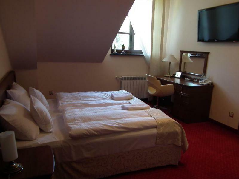 Hotel Rytwiany Экстерьер фото